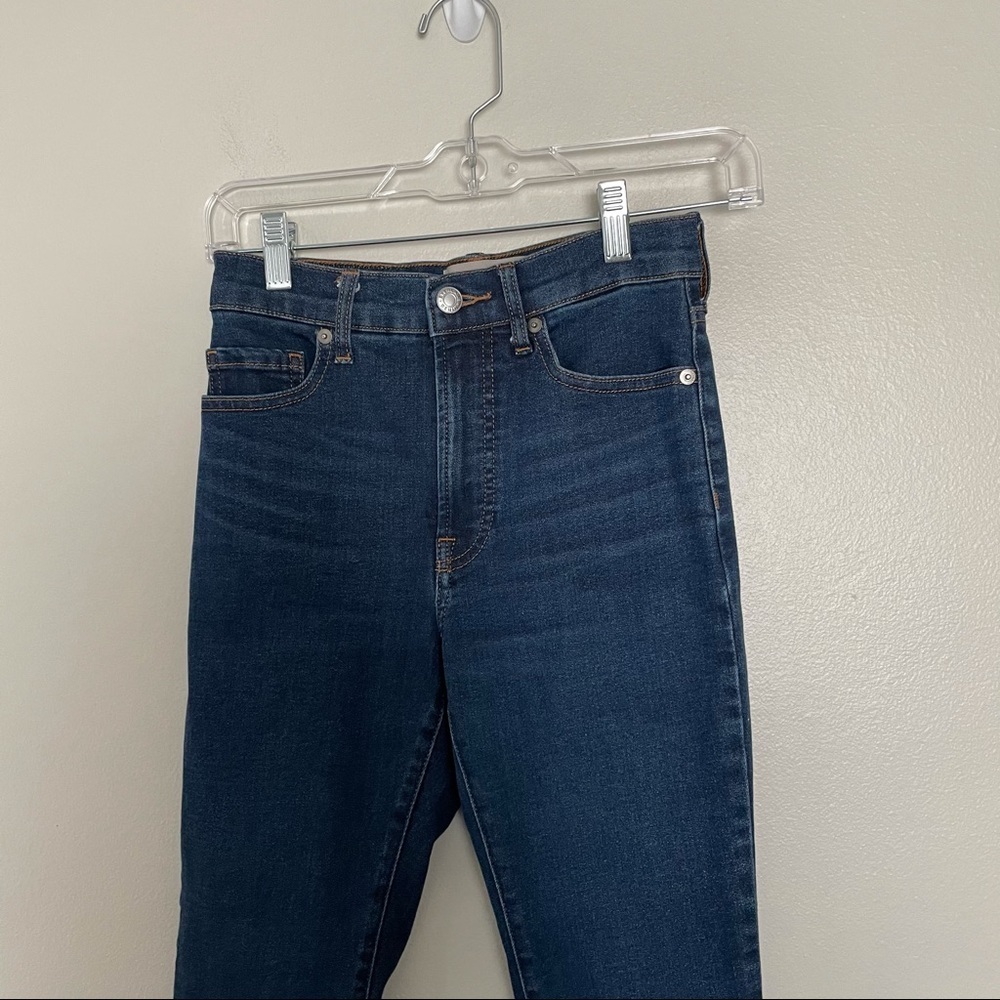 Everlane Stretch High Rise Jeans - Picture 3 of 9